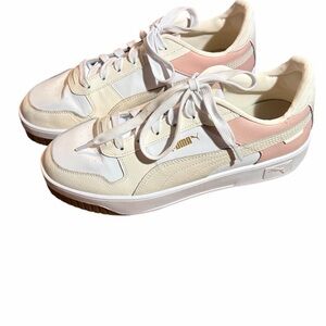 Puma Women's Cream and Pink Sneakers